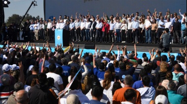 Apoyo a la fórmula Massa-Rossi de todos los sectores de Unión por la Patria en Tucumán