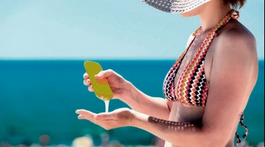 Cuidados esenciales de la piel: correcto uso de protector solar, lentes de sol y sombra