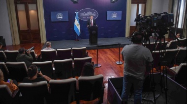 Adorni dijo que el paro "complica y es una pérdida de dinero para muchísimos argentinos"